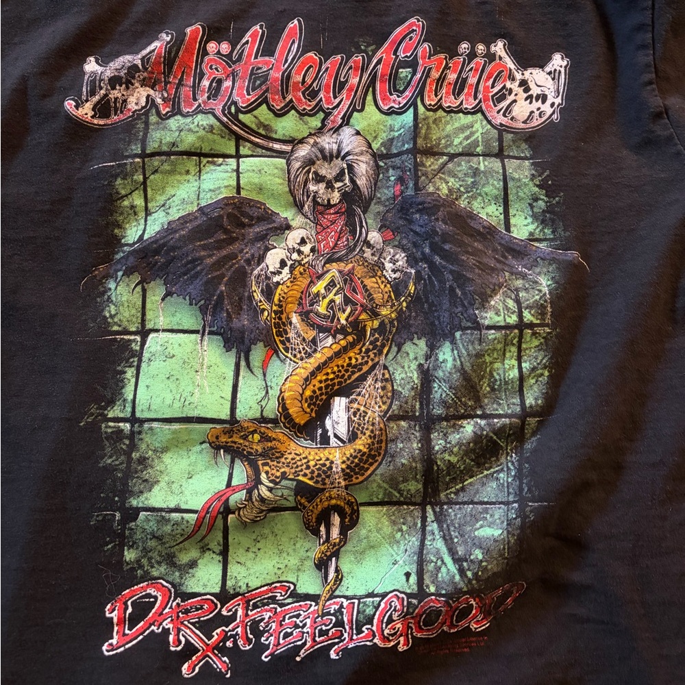 Motley Crue Graphic Tee - Picture 2 of 3